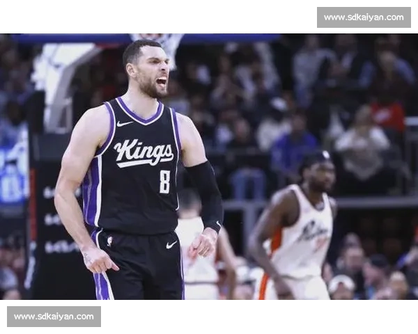 国王队迎战灰熊队 聚焦赛季关键对决 两队争锋再度上演精彩较量 国王队迎战灰熊队 聚焦赛季关键对决 两队争锋再度上演精彩较量