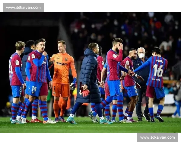 皇马对阵巴列卡诺焦点之战联赛格局与胜负悬念解析关键球员表现前瞻 皇马对阵巴列卡诺焦点之战联赛格局与胜负悬念解析关键球员表现前瞻